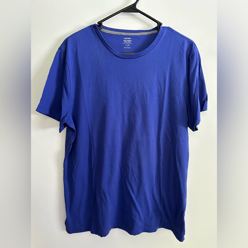 Old Navy. Men’s Soft Wash Tshirt.
